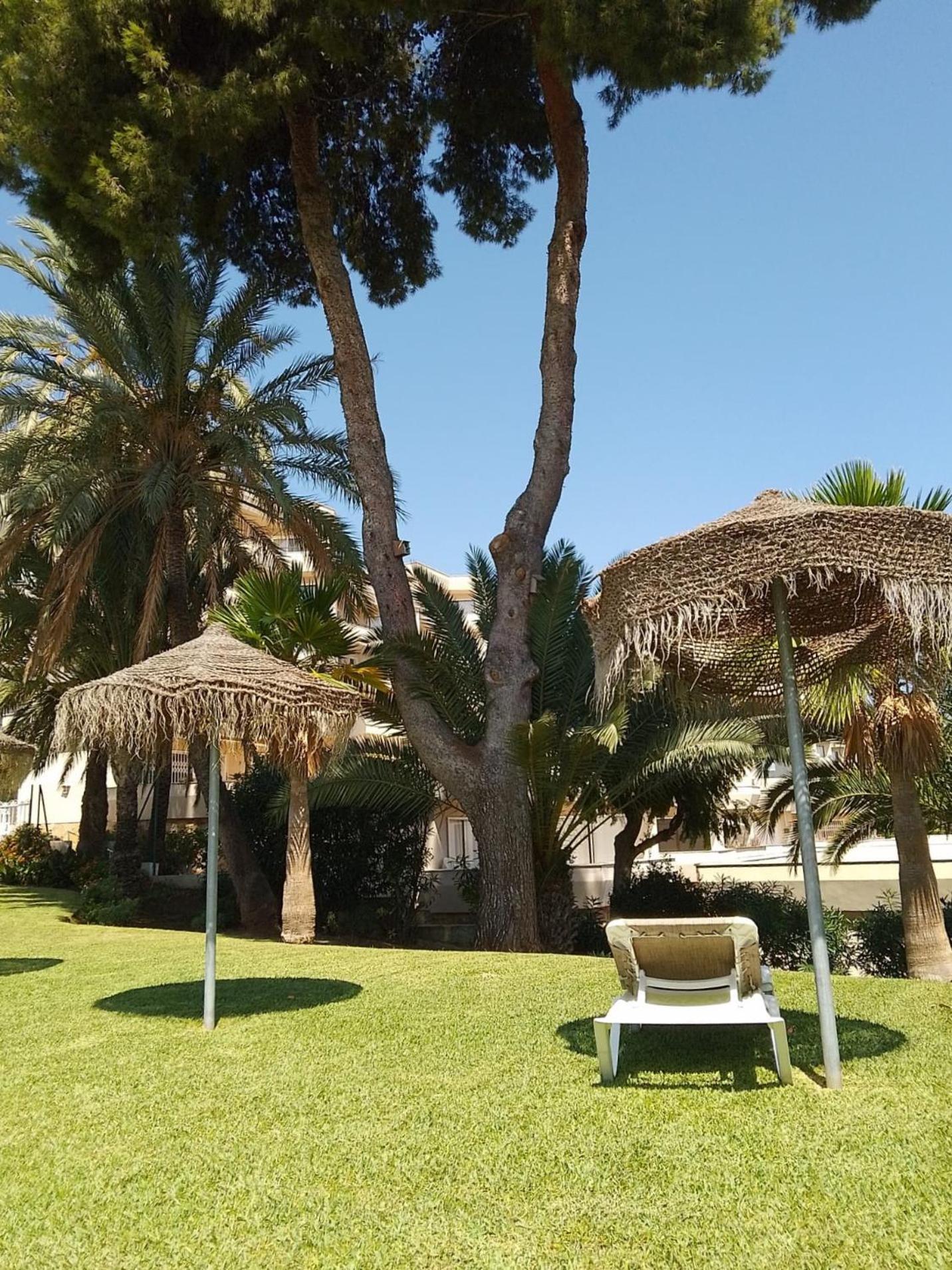 Deluxe Con Bano Privado En Atalaya Apartagolf, Homestay Estepona